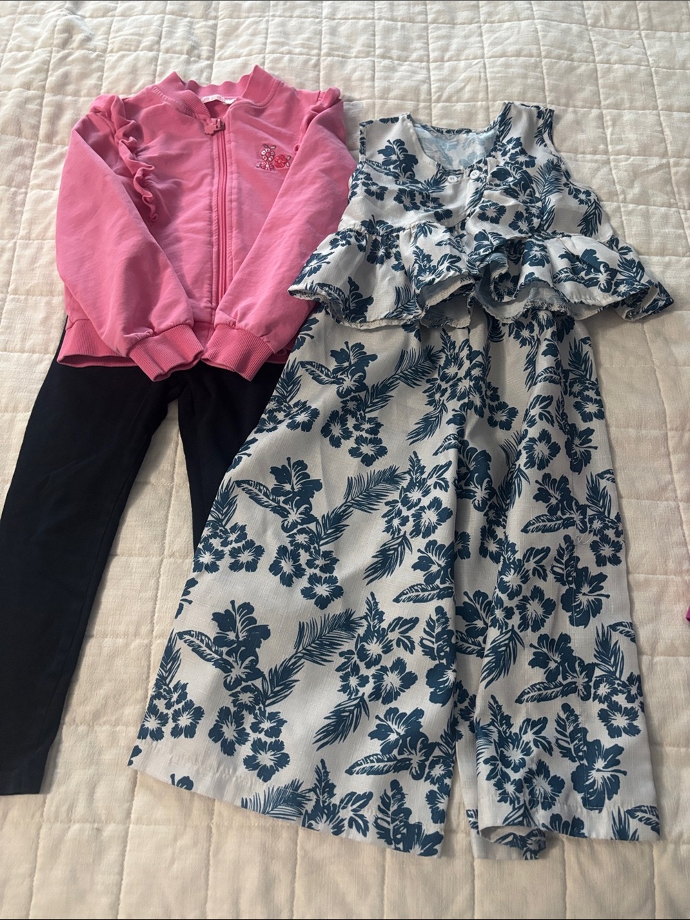 Bundle LOT of Toddler Girls Clothes Size 5T and 5/6 EUC 19 Pieces! - Picture 4 of 7